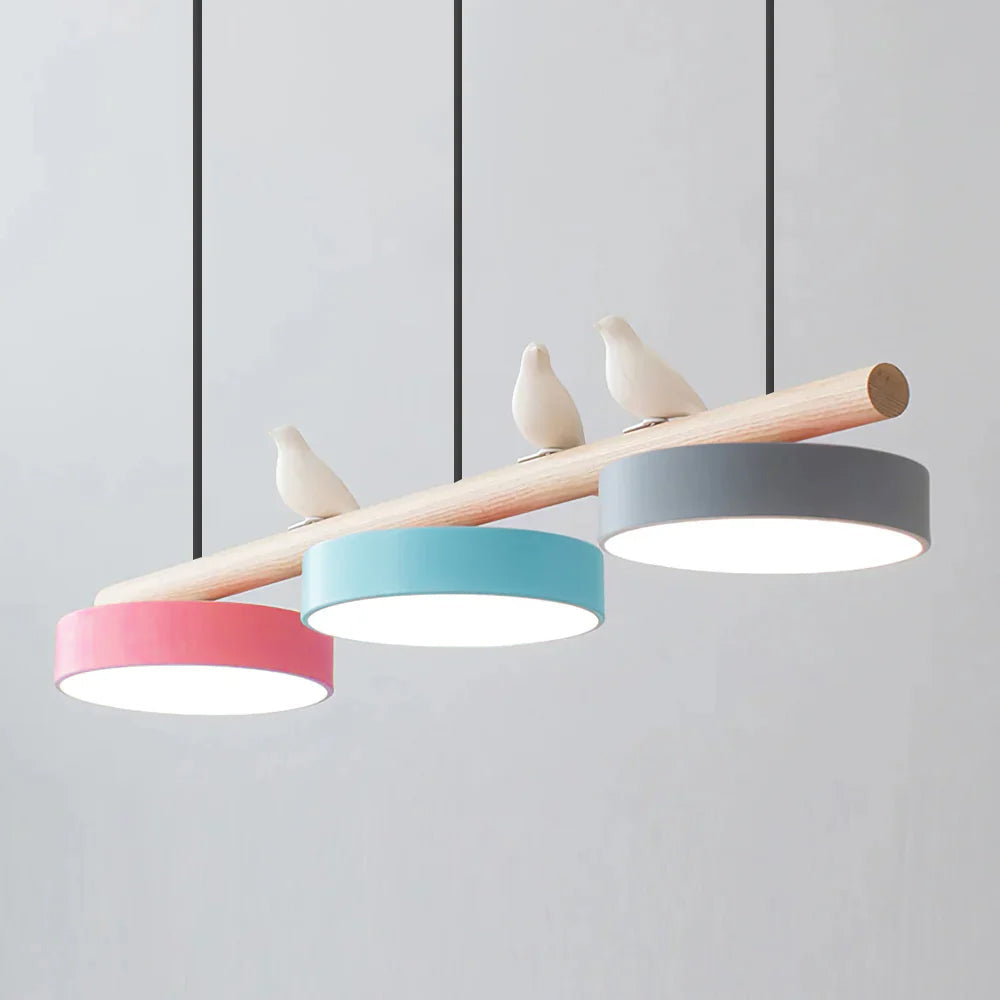 Bird Pendant Light With Elegant Emerald Canopy And Natural Motif LED Pendant Lamp For Interiors