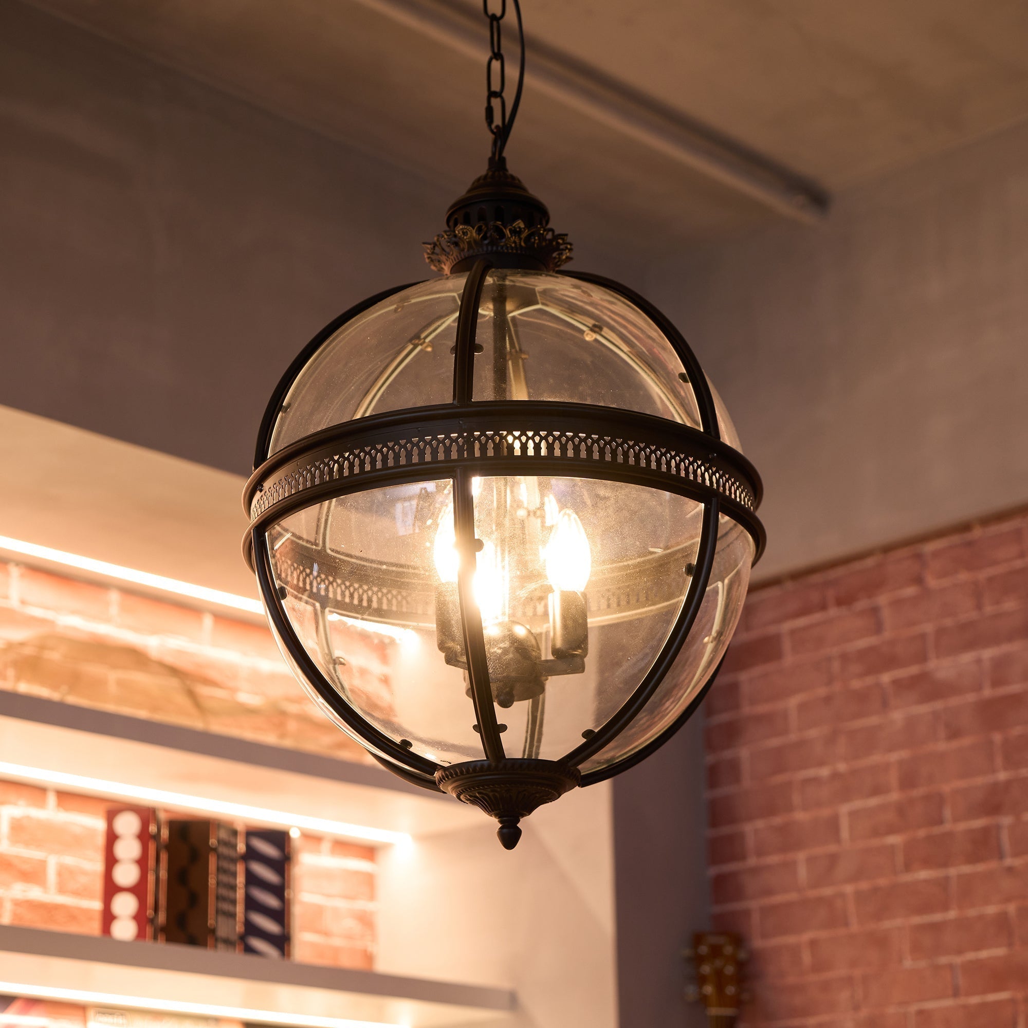 Antique Rust Frame Glass Globe Pendant Light With Clear Globe For Interior Decoration