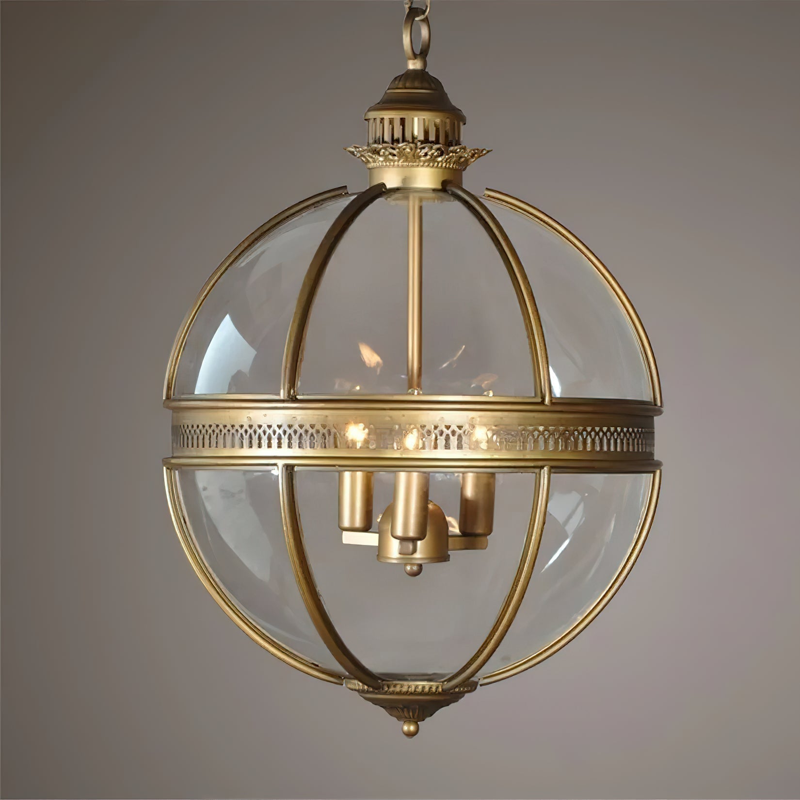 Antique Rust Frame Glass Globe Pendant Light With Clear Globe For Interior Decoration