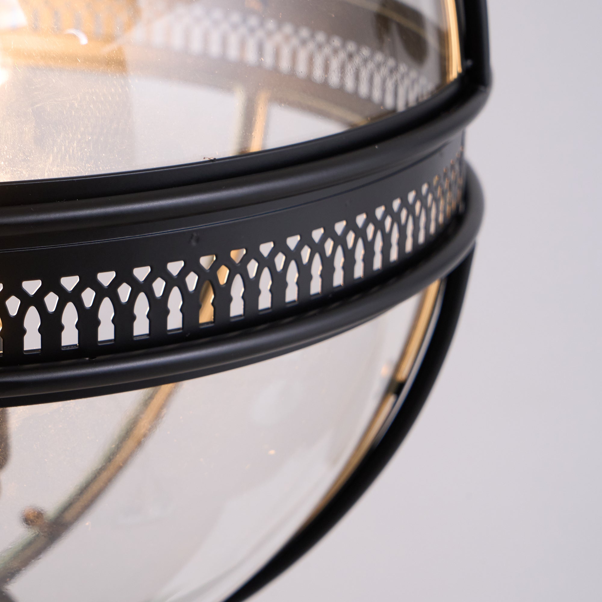 Antique Rust Frame Glass Globe Pendant Light With Clear Globe For Interior Decoration